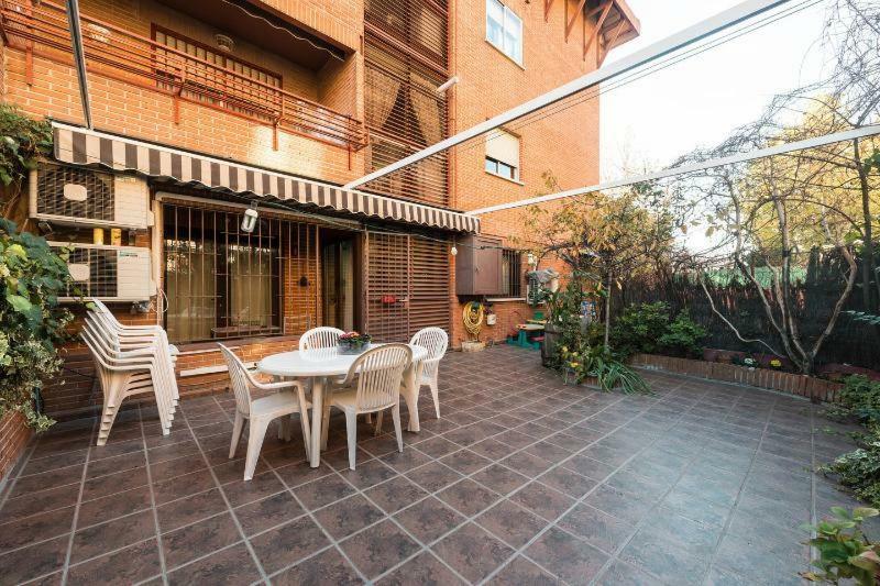 Apartmán Vivienda Familiar Con Jardin Junto A Ifema Madrid Exteriér fotografie