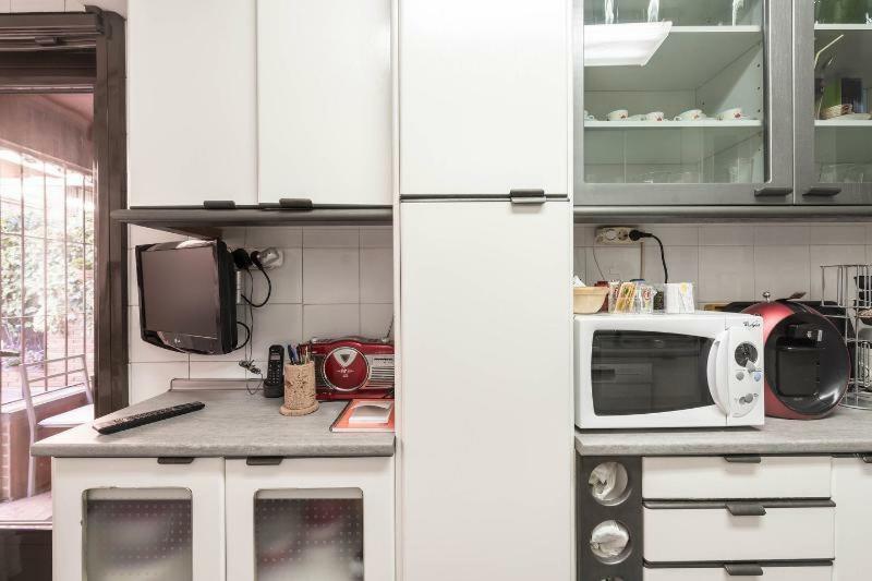 Apartmán Vivienda Familiar Con Jardin Junto A Ifema Madrid Exteriér fotografie