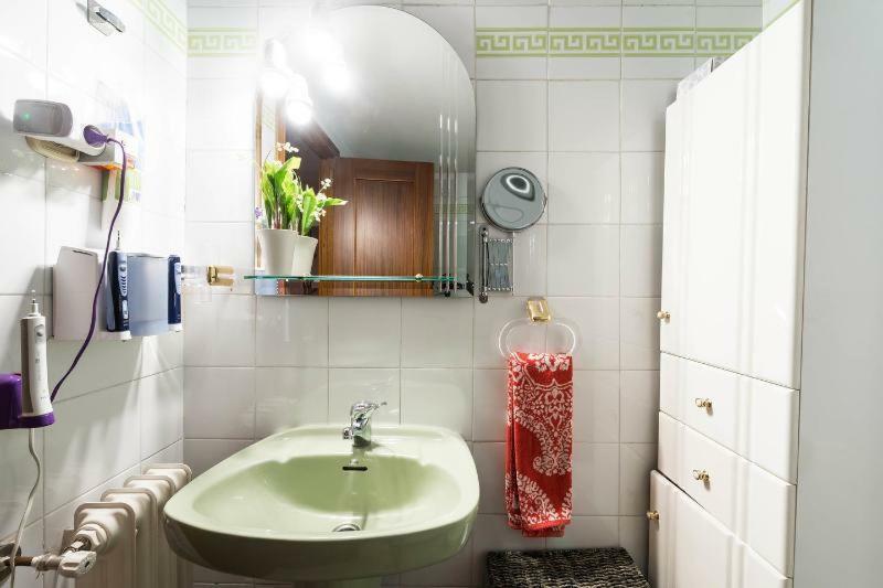 Apartmán Vivienda Familiar Con Jardin Junto A Ifema Madrid Exteriér fotografie