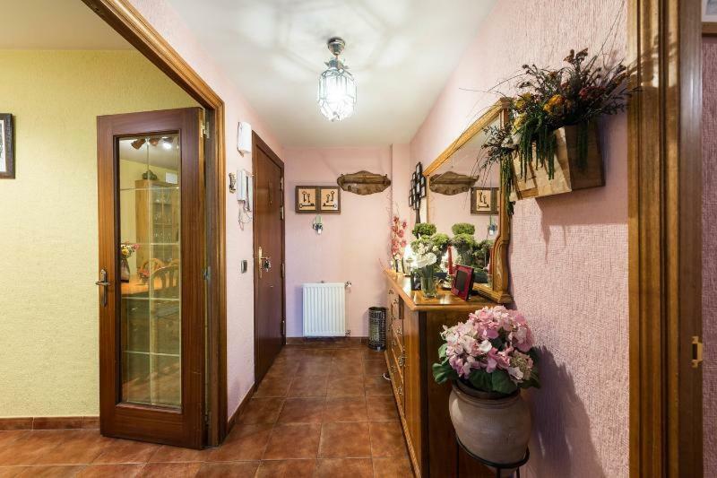 Apartmán Vivienda Familiar Con Jardin Junto A Ifema Madrid Exteriér fotografie