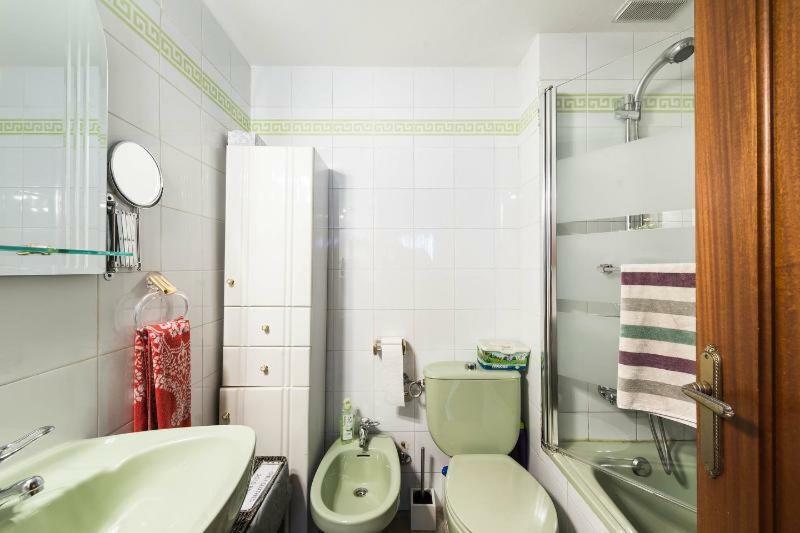 Apartmán Vivienda Familiar Con Jardin Junto A Ifema Madrid Exteriér fotografie