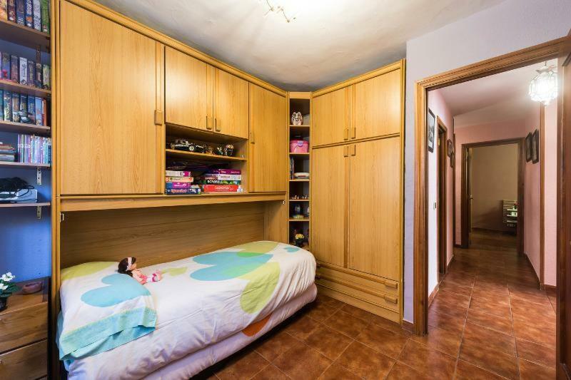 Apartmán Vivienda Familiar Con Jardin Junto A Ifema Madrid Exteriér fotografie