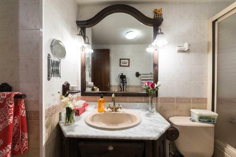 Apartmán Vivienda Familiar Con Jardin Junto A Ifema Madrid Exteriér fotografie